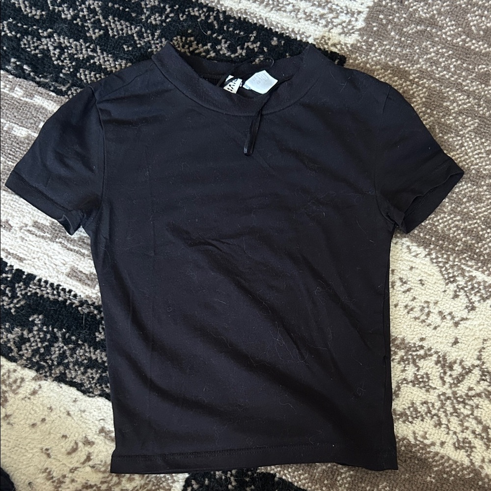 H&M Black Short Sleeve Tee